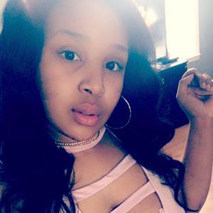 Meet your Posher, Queenn